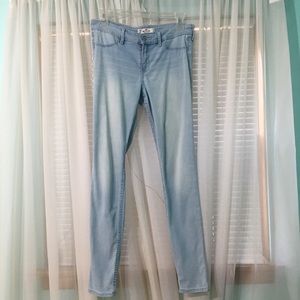 Size 7R Hollister Jeggings